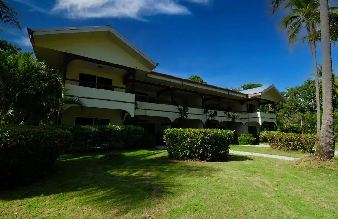 Cocomar Beachfront Hotel-1